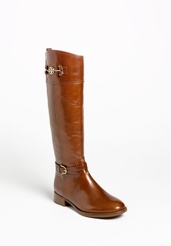 Nordstrom tory burch boots sale Available in tons of unique styles, you will find the perfect Tory Burch shoes for any occasion. From formal heels to casual flats, discover the shoes of your dreams with Tradesy’s Tory Burch shoes sale.